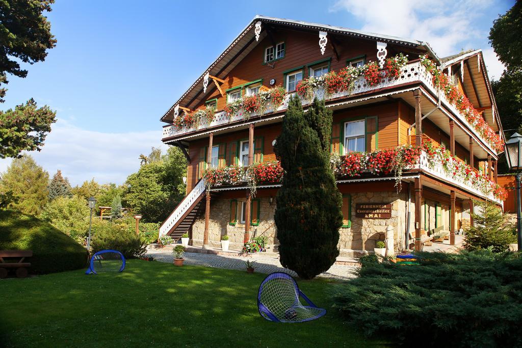 Pension Schweizer Hof فيرنغروده المظهر الخارجي الصورة