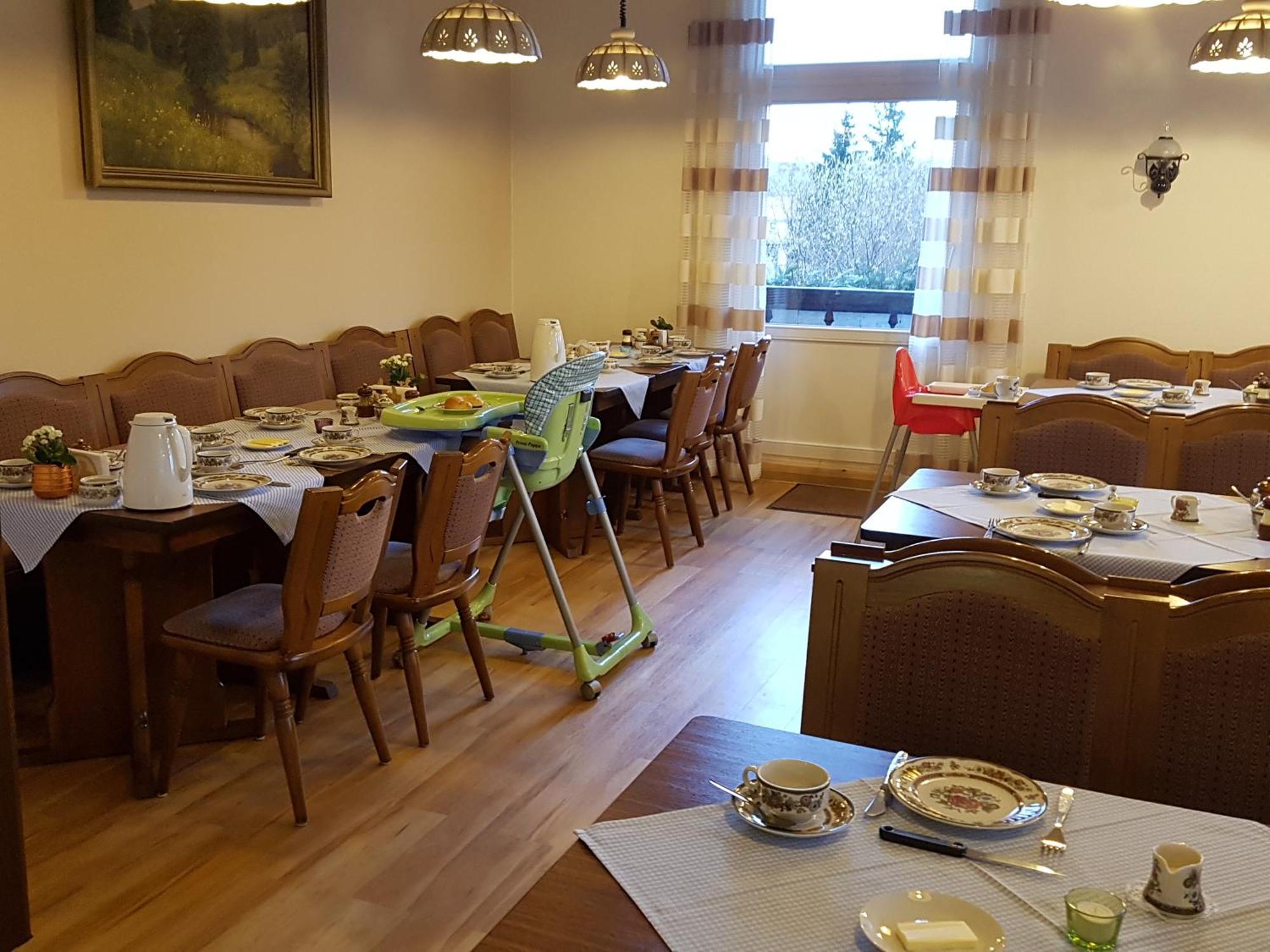 Pension Schweizer Hof فيرنغروده المظهر الخارجي الصورة